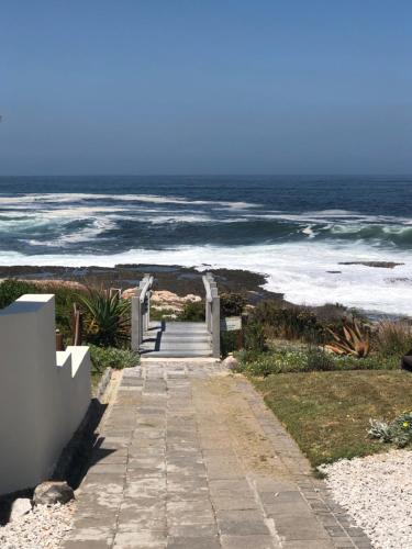 67 Whale Rock Estate, Hermanus