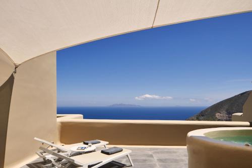Skyfall Luxury Suites