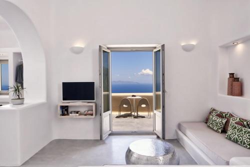 Skyfall Luxury Suites