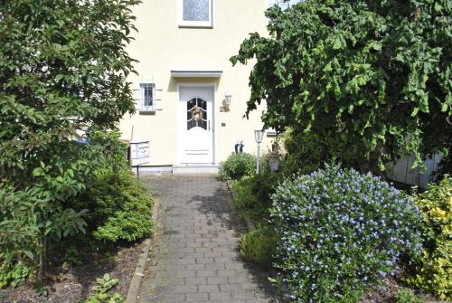 gemütliche Zimmer im Einfamilienhaus in Köln, Deutschland