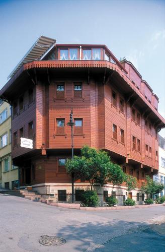 Dersaadet  Istanbul, Pension in Istanbul