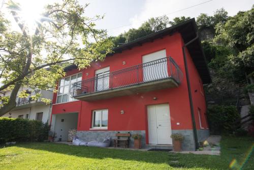 J home: design e natura nel cuore del Trentino in Pomarolo