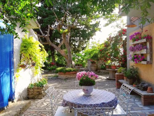  Sicilian Mountain Oasis, Pension in Nikosia