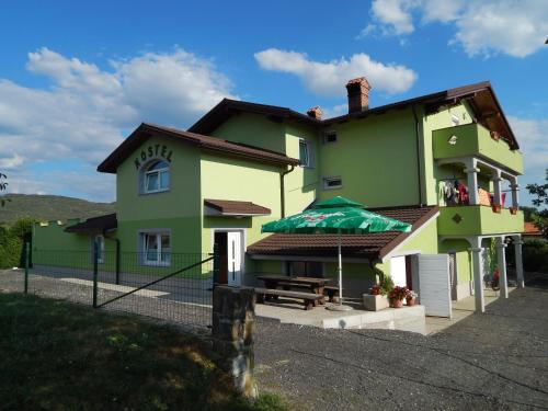 Hostel Ociski Raj - Accommodation - Kozina