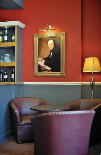 Royal Hotel - image 7