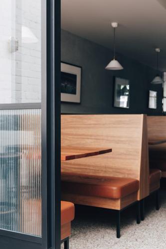 餐廳, Naughtons Hotel in 帕克維爾