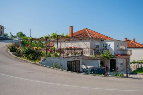  Apartment Lucija in Imotski