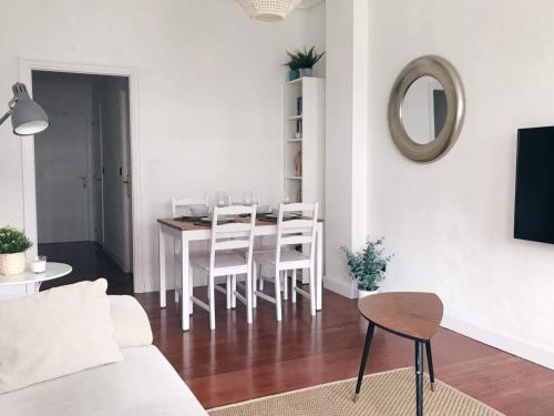 設施, Muy luminoso en San Mamés (Muy luminoso en San Mames) in 巴斯托