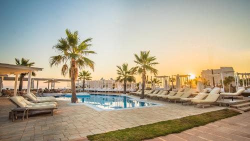 Parthenis Beach Suites by the Sea - image 12