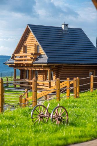 Domki Zagroda Domek z bala z basenem & sauna & balia z hydromasażem
