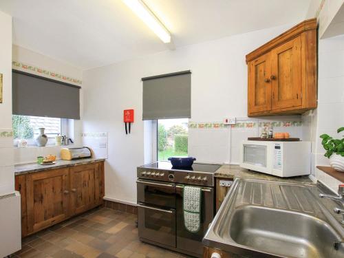 Ty Bryn - Nefyn - image 2