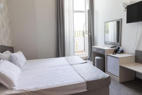 Hotel Central - main image