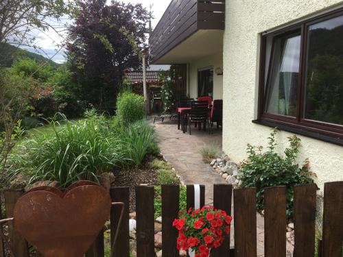 Ferienwohnung Pfister-Straub 3.6km von Ramsthal entfernt