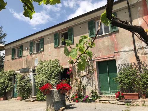  Ostaia da u santu appartments, Pension in Genua bei Masone