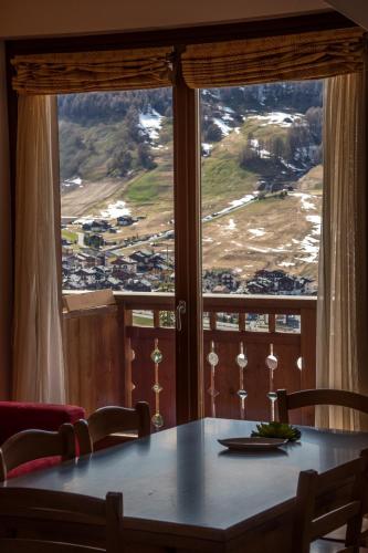 Chalet Teola - main image