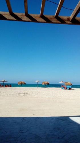 playa, amazing sea view villa Miami Island - Marsa Matrouh in Zawiyat Ailat Nuh