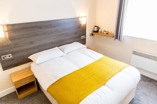 Halfway Hotel - image 7