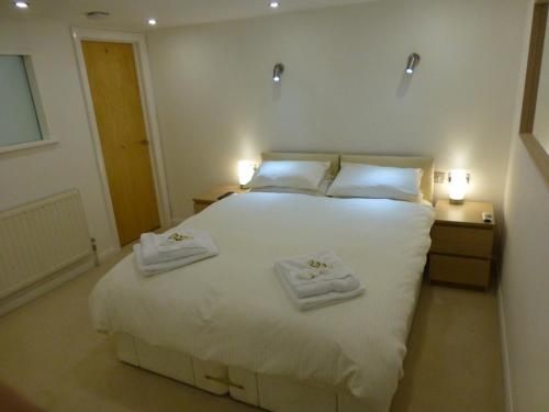 Picture of Earle House Serviced Apartments