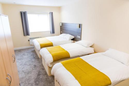 Halfway Hotel - main image