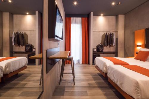 J24 Hotel Milano - image 10