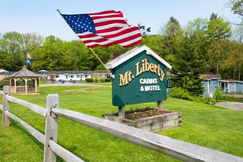 . Mt. Liberty Cabins & Motel