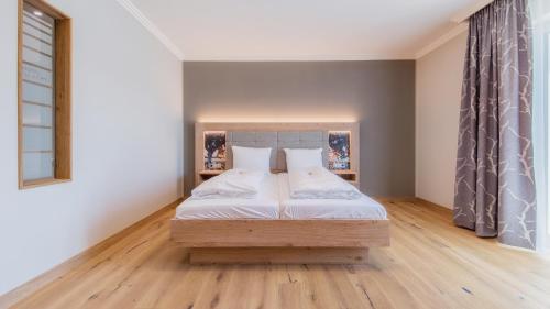 Heuboden Hotel Heu.Loft Freiburg in Umkirch, Deutschland