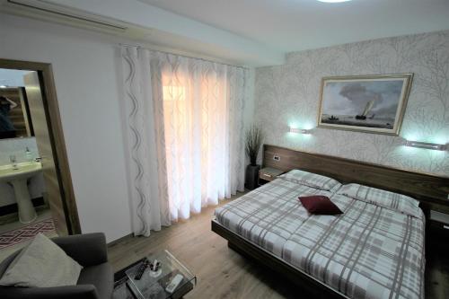 1 queen bed