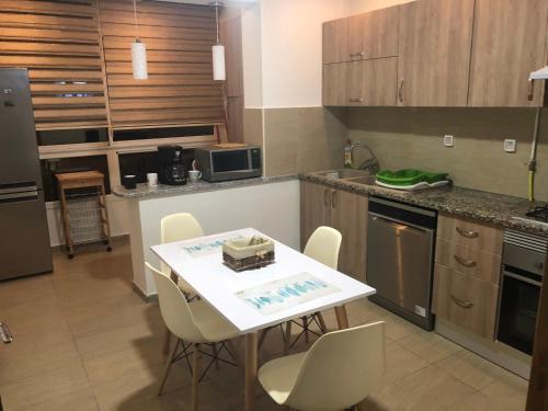 Kitchen, Apartment Jardin Carthage in Jardins De Carthage