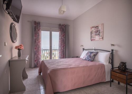  Ammoudino Del Mare, Seafront Apartment, in Zakynthos in Ammoudi