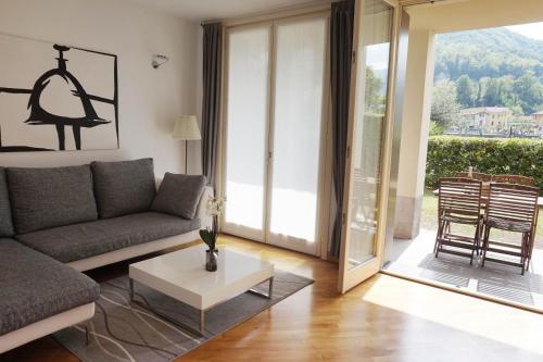  Casa Isola Viscontea in Lecco