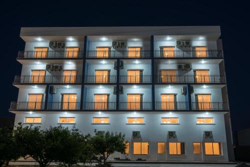 Deniz Airport Suites - image 5