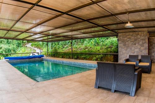 Zwembad, San Isidro Lodge in Cosanga