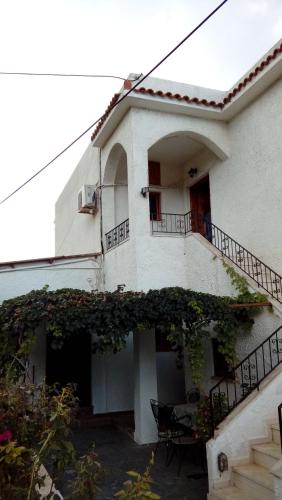  Evangelia Studio in Armólia