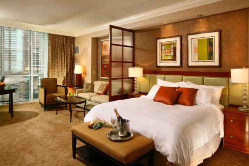 Junior Suite with Balcony