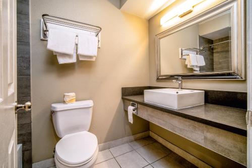 Regency Inn & Suites Downey in Downey, USA