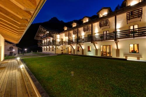 20341190 Chalet du Lys Hotel & SPA