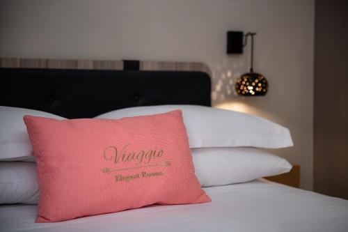 Viaggio Elegant Rooms - image 10