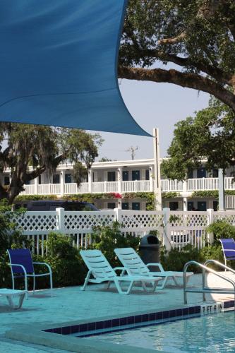 Swimming pool, Southern Oaks Inn - Saint Augustine in Historic District