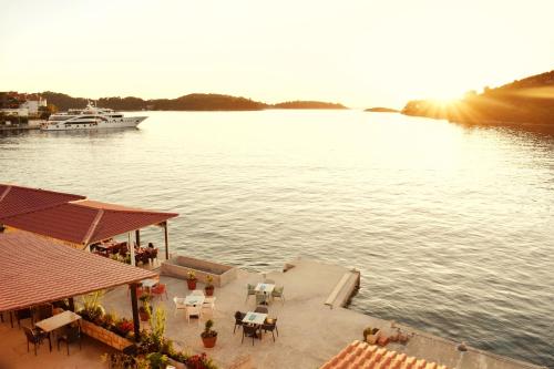 Mljet Sunset Apartments in Mljet
