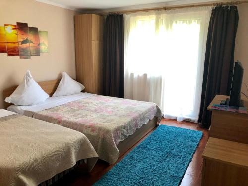 Triple Room image 2