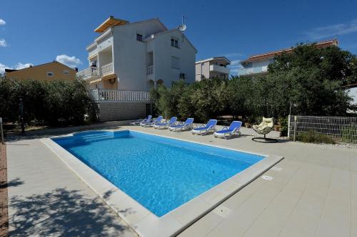 Apartments Olive Garden - swimming pool