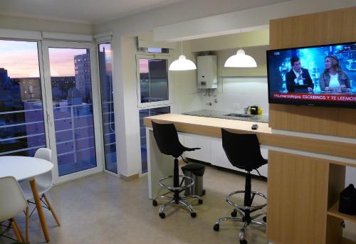 . 2 Confortable departamento con cochera para 2 a 4 pax