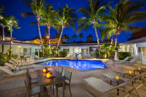 Orchid Key Inn-Adult Only