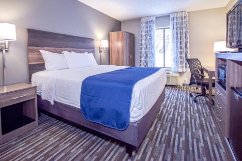 Days Inn & Suites by Wyndham Wisconsin Dells