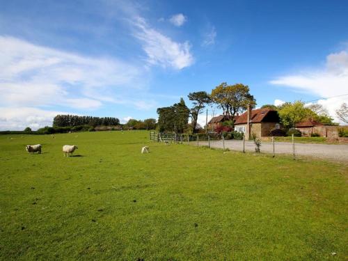 Garden and Stable Cottages gîte à louer Pett