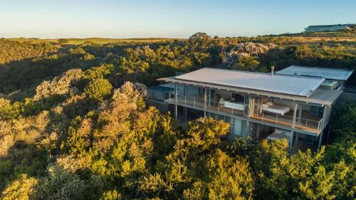 Oubaai Villa by Raw Africa Collection George