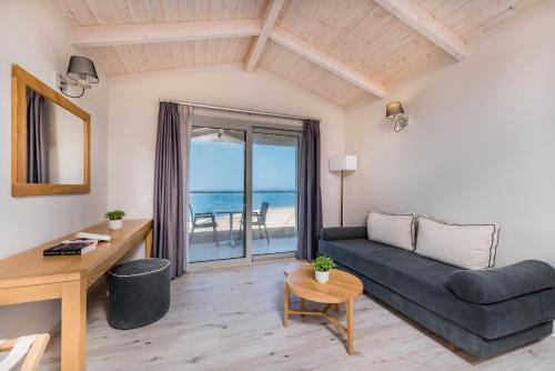 Crystal Beach Hotel - image 12