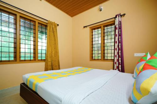 OYO Home 37651 Pleasant Studios