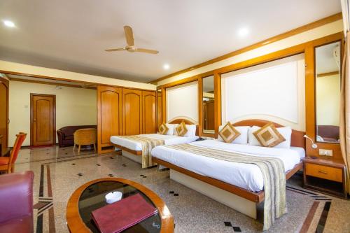 การ์เดนโฮเต็ล (Garden Hotel) near ที่ขับเรือเดินสมุทร