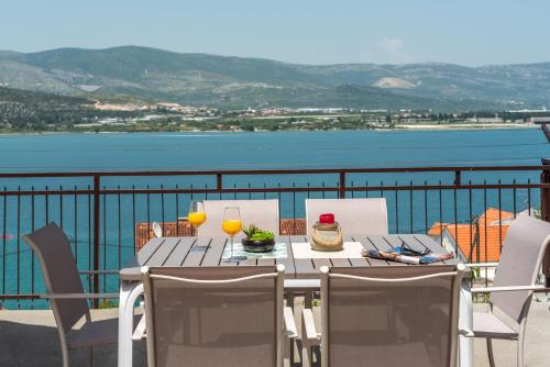  Apartments Bellezza, Unterkunft in Trogir